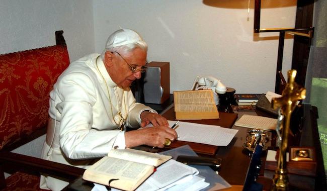 À paraître: un inédit du pape Benoît XVI