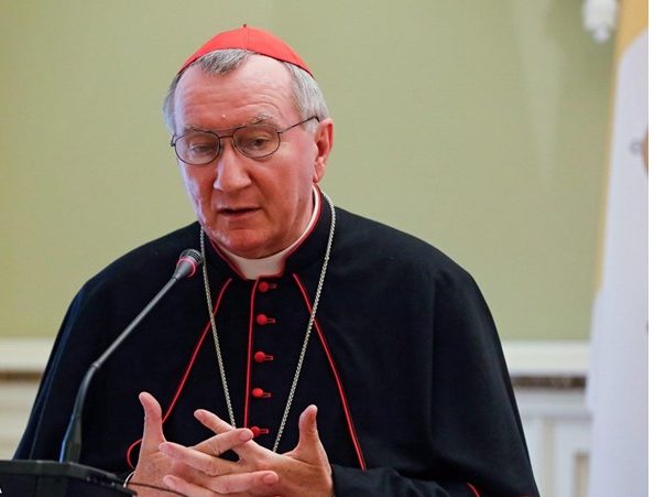 Le cardinal Parolin rappelle qu’au milieu des progrès techniques, le patient doit demeurer central
