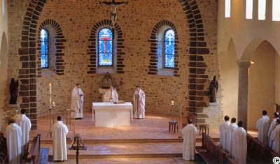Nuits d’adoration eucharistique pour les vocations sacerdotales et religieuses à la Cotellerie