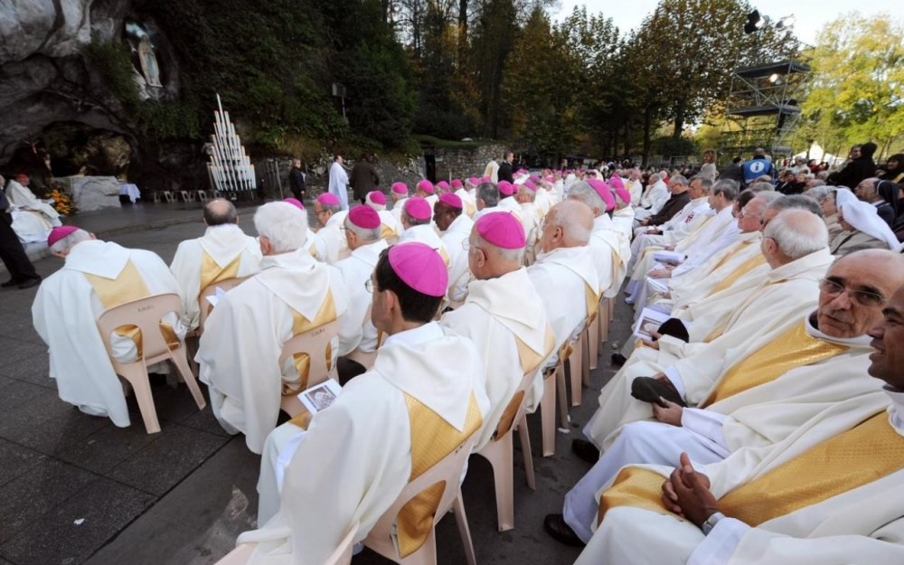 Reprise des cultes le 2 juin: la vive déception des évêques de France