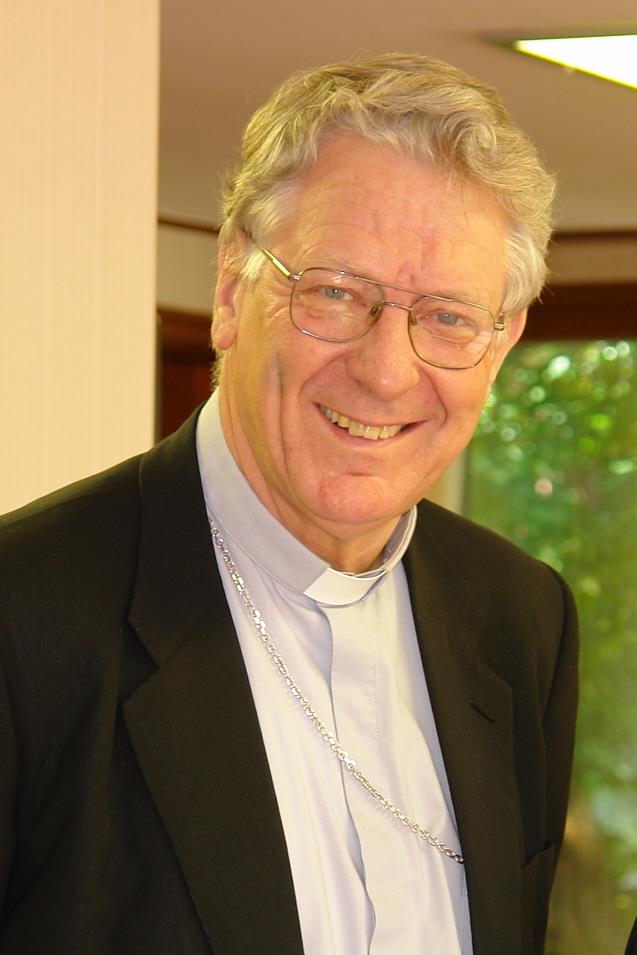 Mgr van Luc Van Looy, évêque démissionnaire de Gand, est maintenu pour deux ans