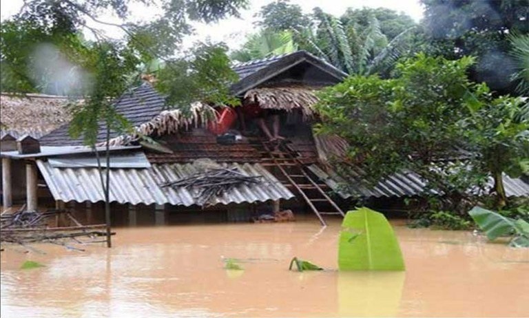 Vietnam – La Conférence épiscopale appelle les chrétiens à secourir les provinces ravagées par les inondations