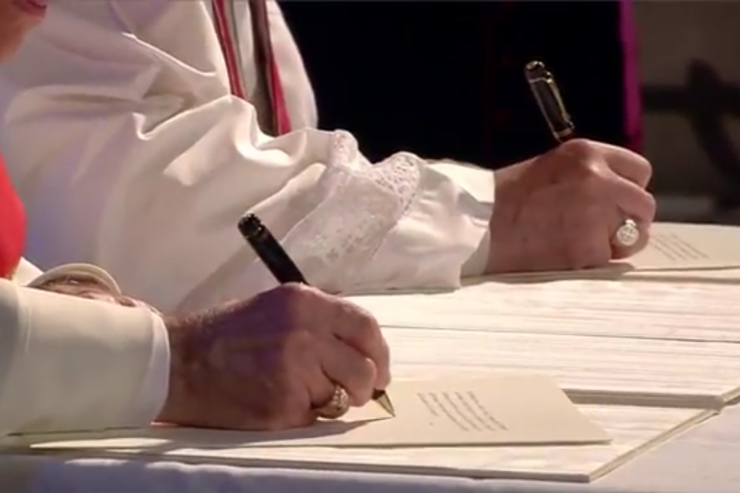 Déclaration de Lund signée par le pape François et le président de la FLM, l’évêque Munib Younan