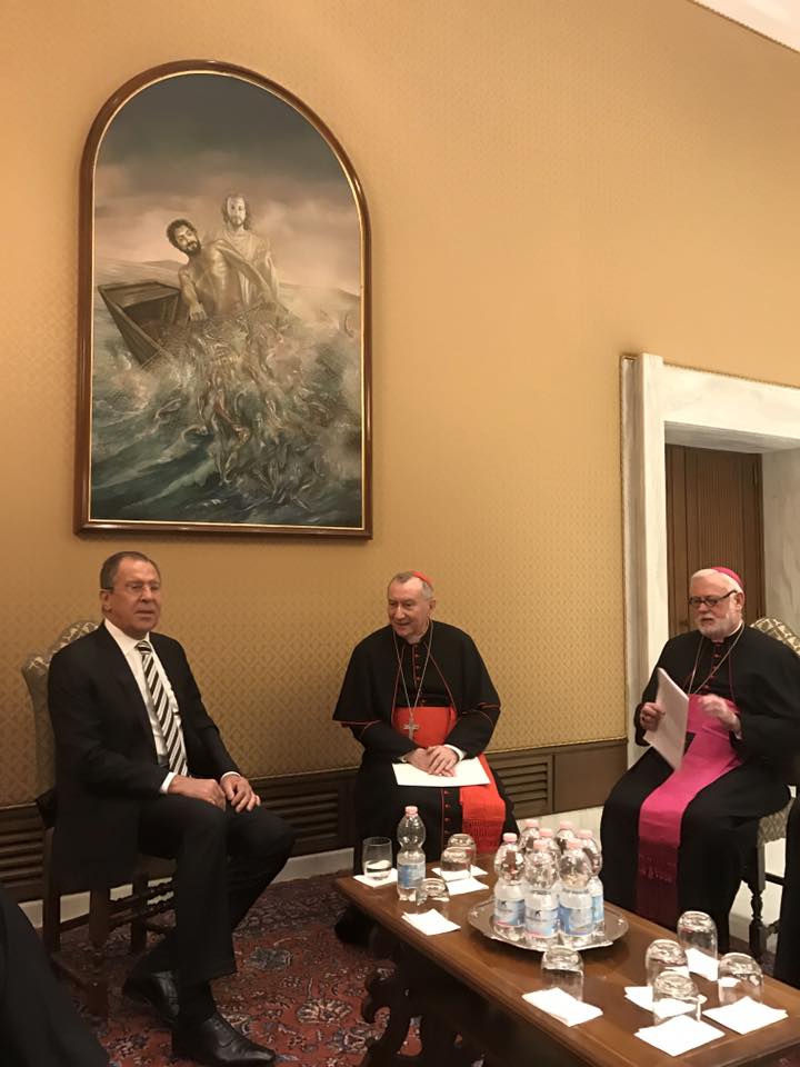 Le cardinal Parolin rencontre le ministre des Affaires étrangères russe