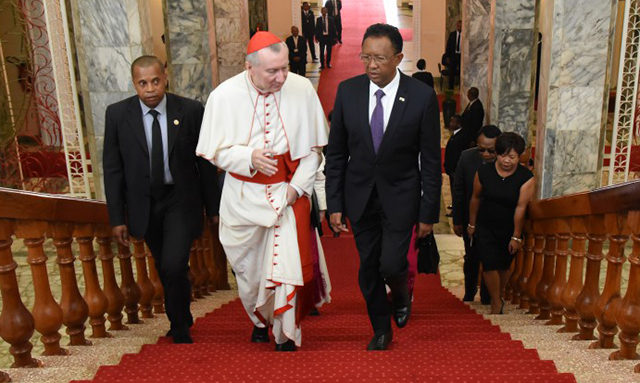 Le numéro 2 du Vatican reçu par le président Malgache