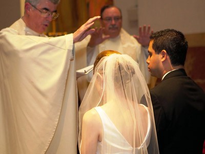 Aux USA, dissocier mariage civil et mariage religieux