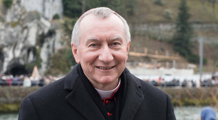 Diplomatie vaticane, le Cardinal Parolin répond à Famille Chrétienne