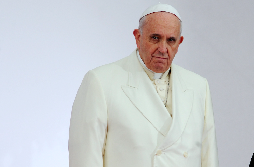 Crises et tensions autour du pape – L’appel à la prudence d’un moine