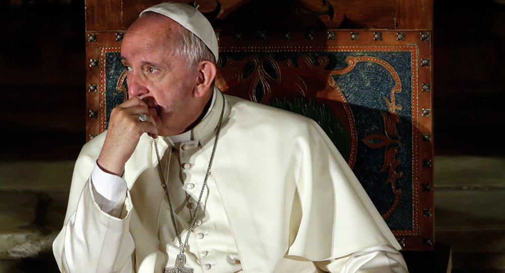 Désormais la Secrétairerie d’ Etat du Vatican entend contrôler l’usage de l’image du pape
