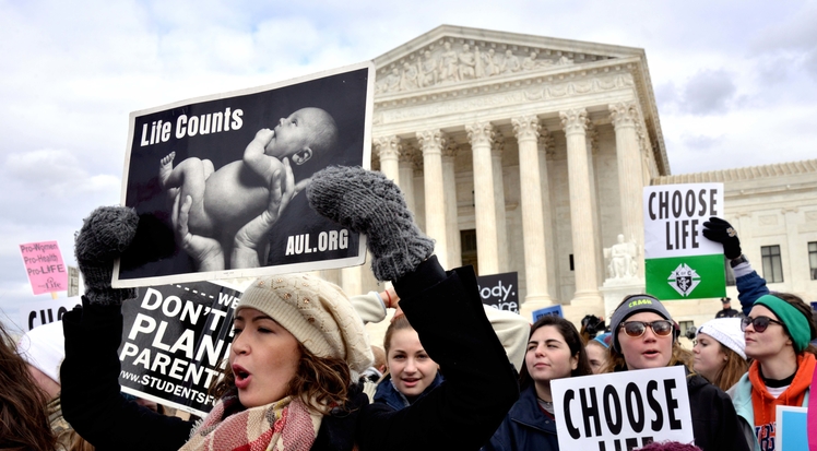 74% des Américains sont favorables à la restriction de l’avortement