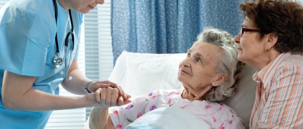 Les soins palliatifs doivent prendre en compte les besoins spirituels et religieux de la personne