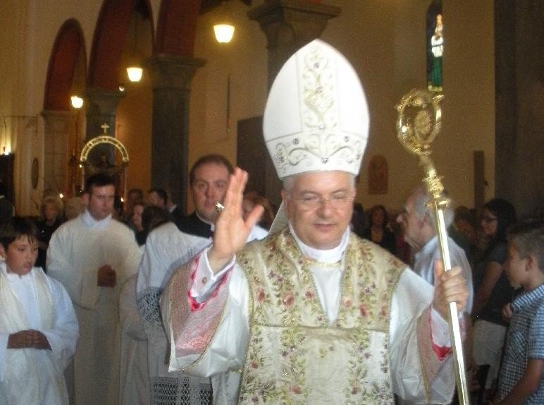 Célébrées à Pâques, communion et confession ont une valeur d’exorcisme affirme le Grand Pénitencier de Rome
