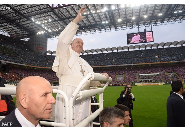 Milan – 80 000 confirmands autour du pape