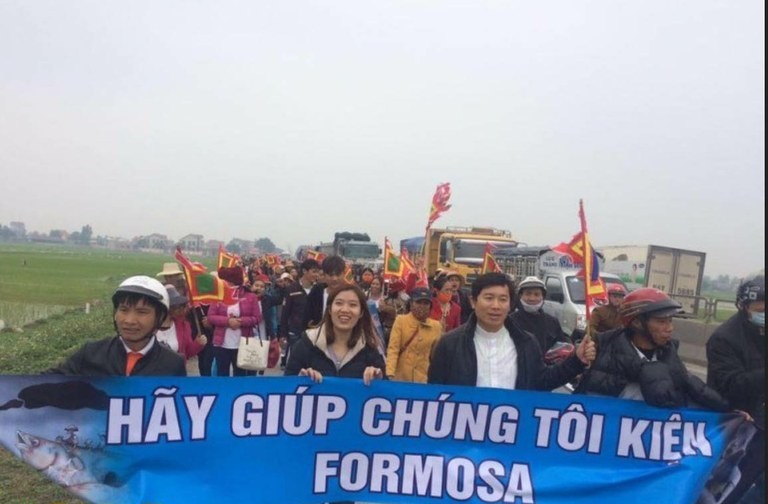 Vietnam – Les manifestations des catholiques touchés par la catastrophe environnementale inquiètent les autorités