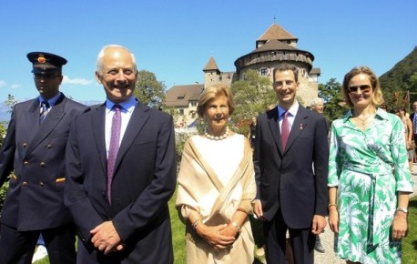 La famille princière du Liechtenstein reçue au Vatican