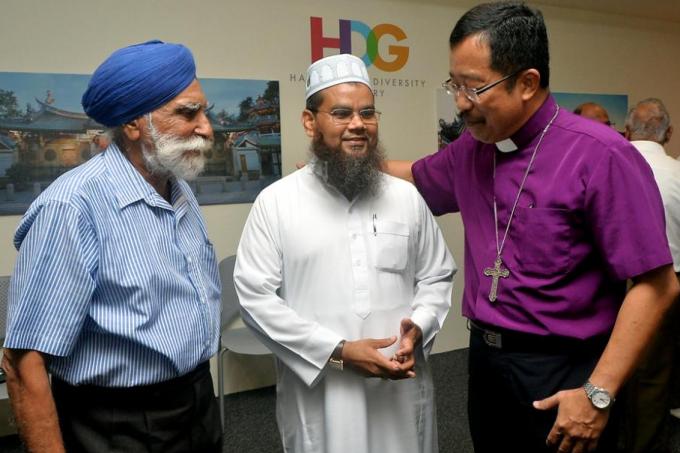 Singapour – Tolérance zéro du gouvernement face aux questions religieuses