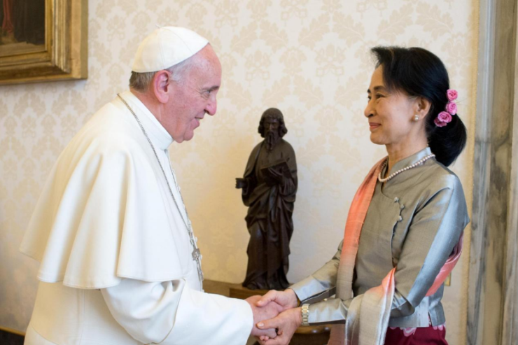 Myanmar – Le Pape s’apprête à recevoir Aung San Suu Kyi