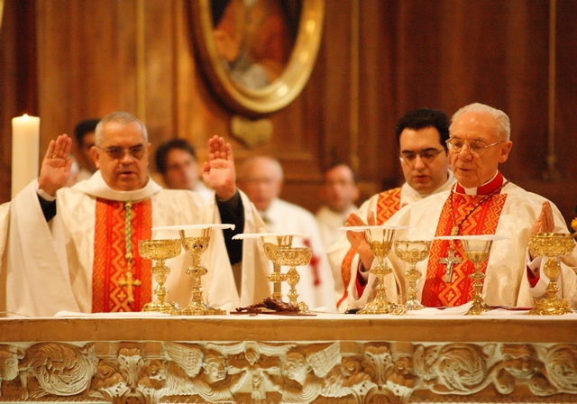 Enclave des papes – “Ainsi va l’Eglise de siècle en siècle ” homélie du cardinal Poupard