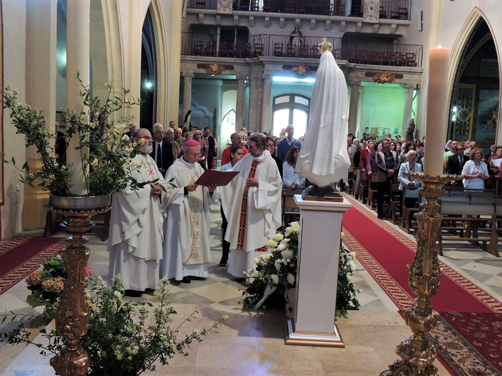 Notre Dame de Fatima priée et célébrée tous les mois à Pont Saint Esprit