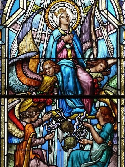 22 août –  Le triomphe de la Sainte Vierge dans le ciel, est la consommation de tous les mérites de cette auguste Reine du ciel et de la terre.