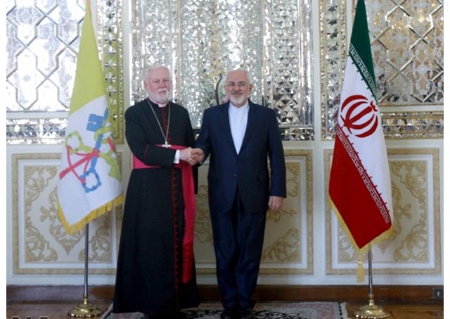 Iran – Mgr Gallagher pour une amélioration de la situation des catholiques