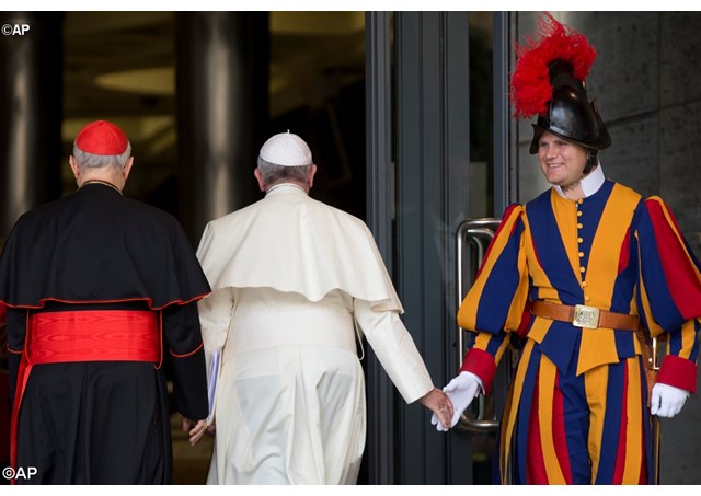 Le Pape reçoit les bienfaiteurs de la Garde suisse pontificale