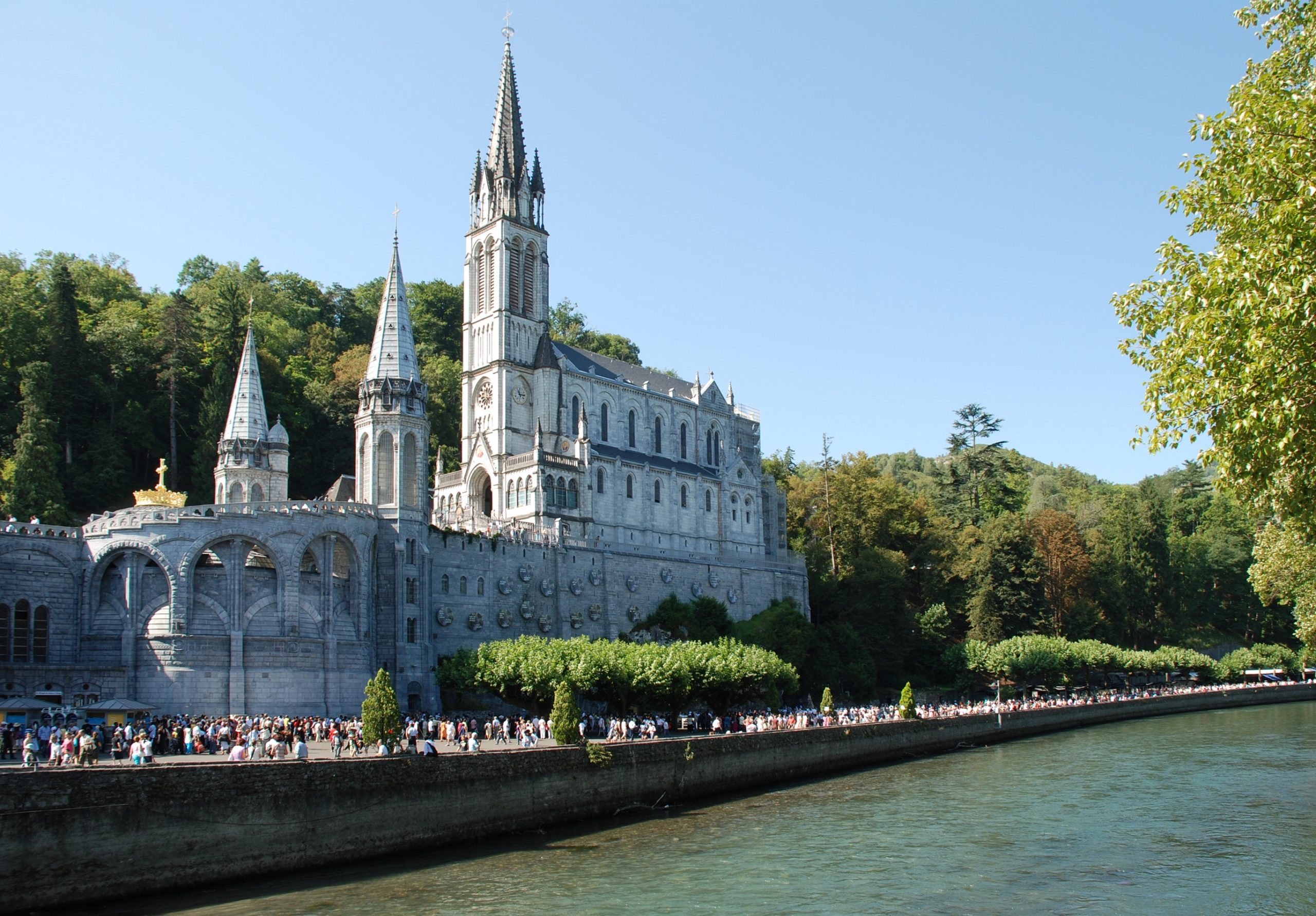 Lourdes: le recteur du sanctuaire lance un appel