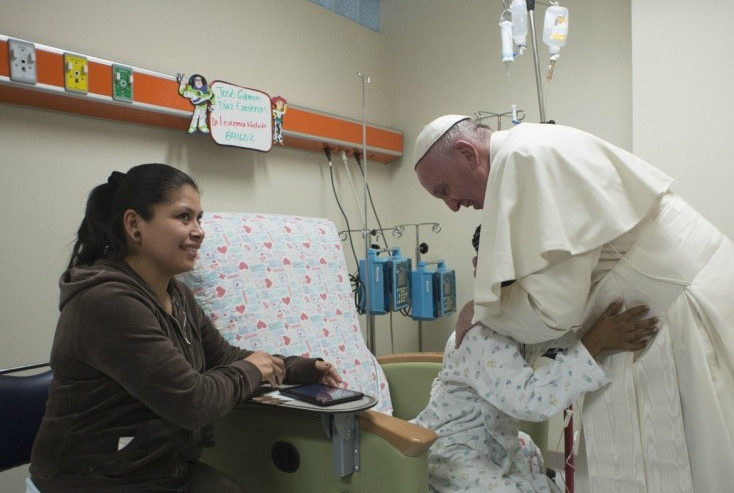Le pape exhorte le monde de la santé à protéger « le don de la vie » face aux « défis éthiques »