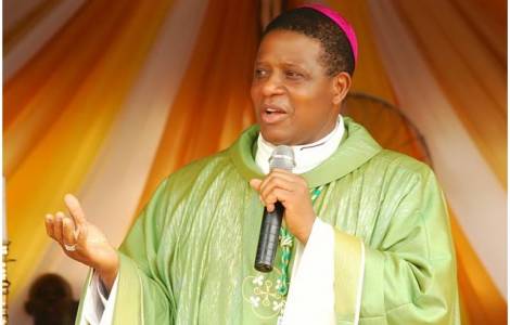 L’évêque de Nsukka condamne l’incendie d’une mosquée