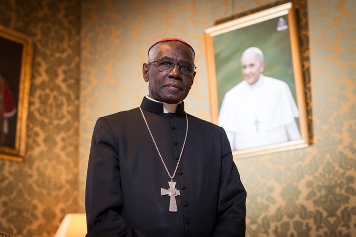 Cardinal Sarah: « Si Dieu n’est pas au centre de la vie de l’Église, alors elle est en danger de mort »
