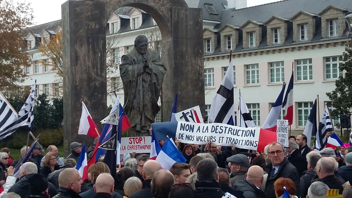 Ploërmel – Une manifestation sous le regard de la Pologne