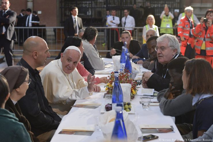 1500 pauvres à la table du pape