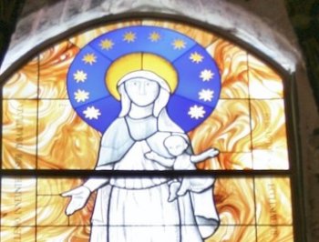 Marie et le drapeau de l’Europe