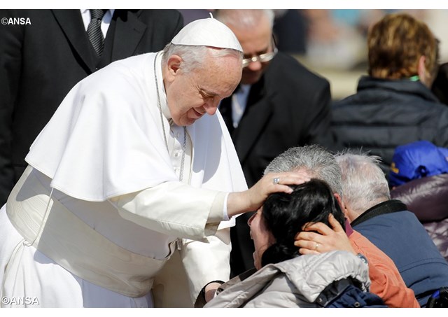 Le Pape François détaille sa pastorale de la santé aux malades