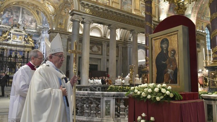 Pape François : les idées ou la technologie ne réconfortent pas comme Marie