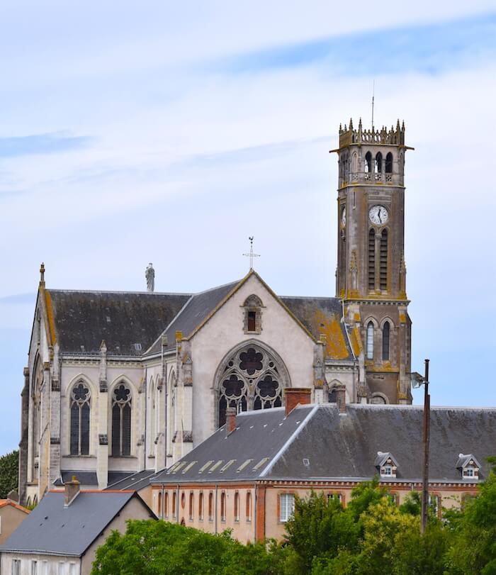 Abbaye Notre-Dame des Gardes : histoire, évolutions et … confitures !