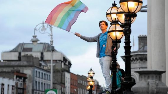 Irlande : les conseillers conjugaux catholiques vont être contraints d’accueillir les couples homosexuels sous peine de fermeture pour « discrimination »