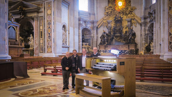 10 000 signatures pour une pétition demandant l’intervention du cardinal Sarah contre les orgues numériques de la basilique Saint-Pierre de Rome