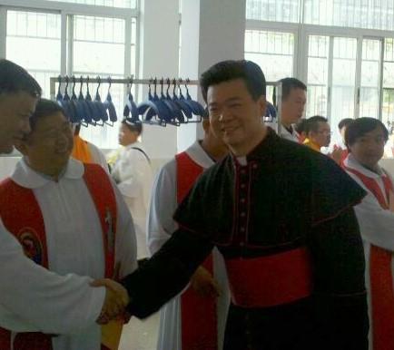 Chine – Rome demande à des évêques légitimes de se retirer au profit d’évêques ordonnés illicitement