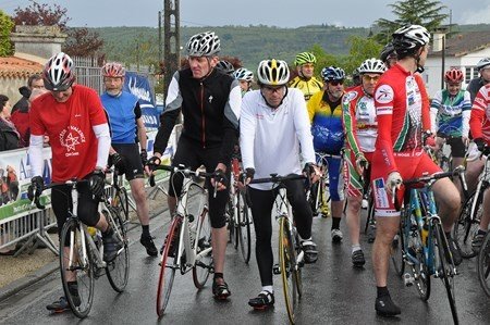 Le championnat de France de cyclisme du clergé aura lieu malgré la fin des subventions