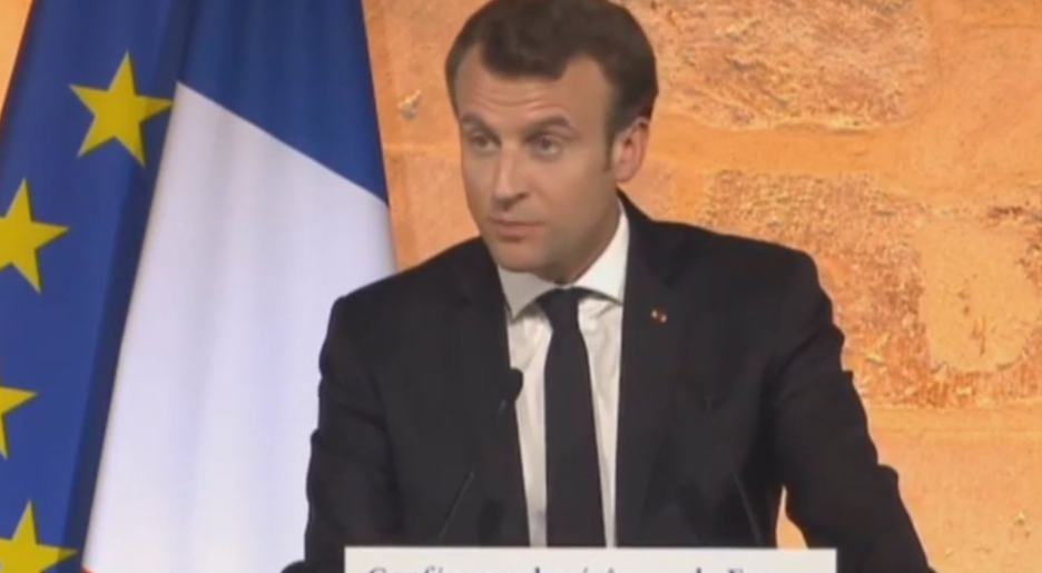 Dans son discours aux Bernardins, Emmanuel Macron évoque les questions bioéthiques