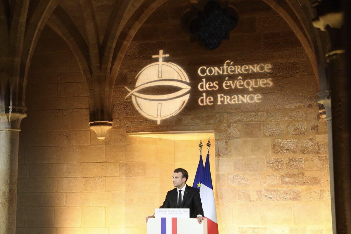 Macron aux Bernardins – Ce que la république attend des catholiques