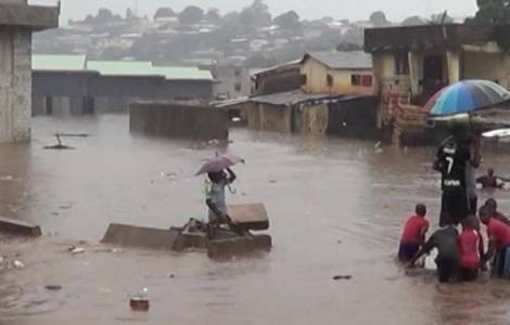 Côte d’Ivoire : après les inondations, les évêques accusent l’urbanisation et la spéculation