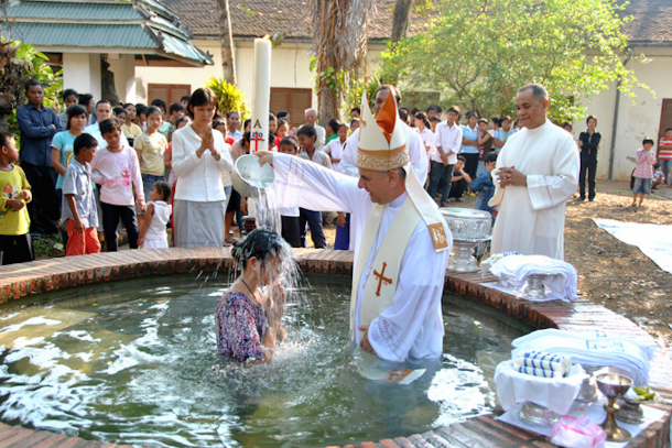 Cambodge : Mgr Figaredo, évêque des anciens Khmers Rouges convertis