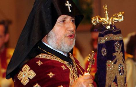 Arménie : les protestations contre le Catholicos continuent