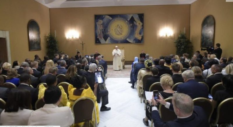 Pape François : l’homme politique chrétien est appelé à “être témoin”