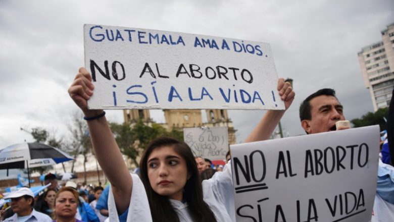 Guatemala : un amendement pro-avortement retiré sous la pression populaire avant même le vote du Parlement