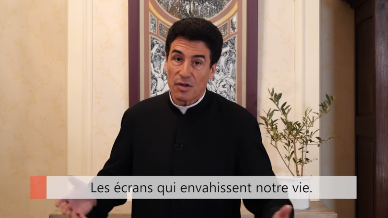 Deux minutes pour vous #27 – Père Michel-Marie Zanotti-Sorkine – « Les écrans qui envahissent notre vie »