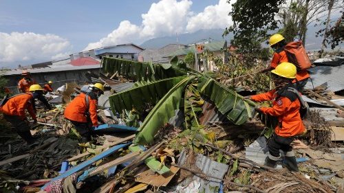 Indonésie : 34 étudiants en théologie retrouvés morts dans une église suite aux catastrophes naturelles