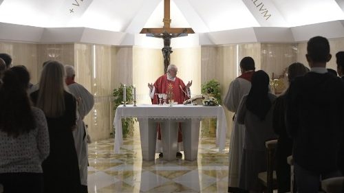 Pape François: pas d’humilité sans humiliation